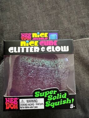 ✨Nice Cube Glitter & Glow Purple Super Solid Squish✨✨✨#needoh #squishy✨✨✨✨✨✨✨✨